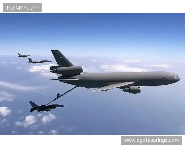 情绪复杂引不满网友言美国有愧